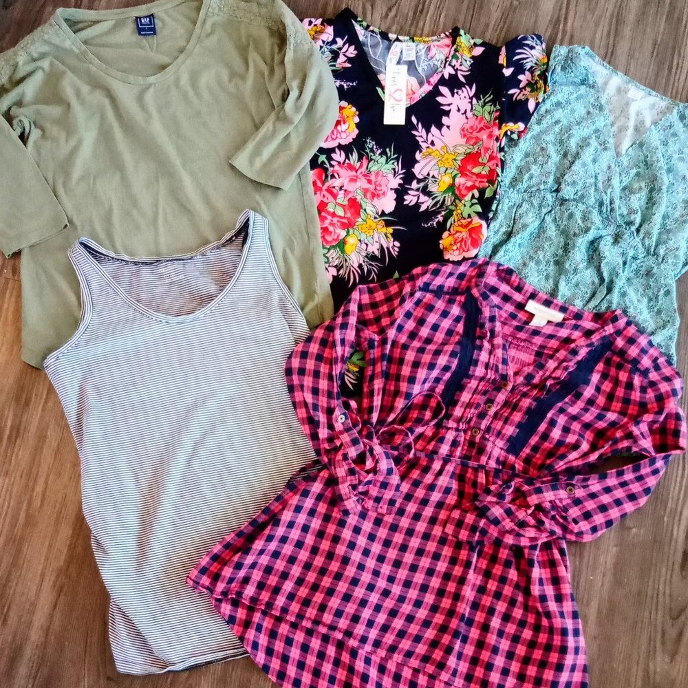 New Women's sz.small Maternity tops/shirts